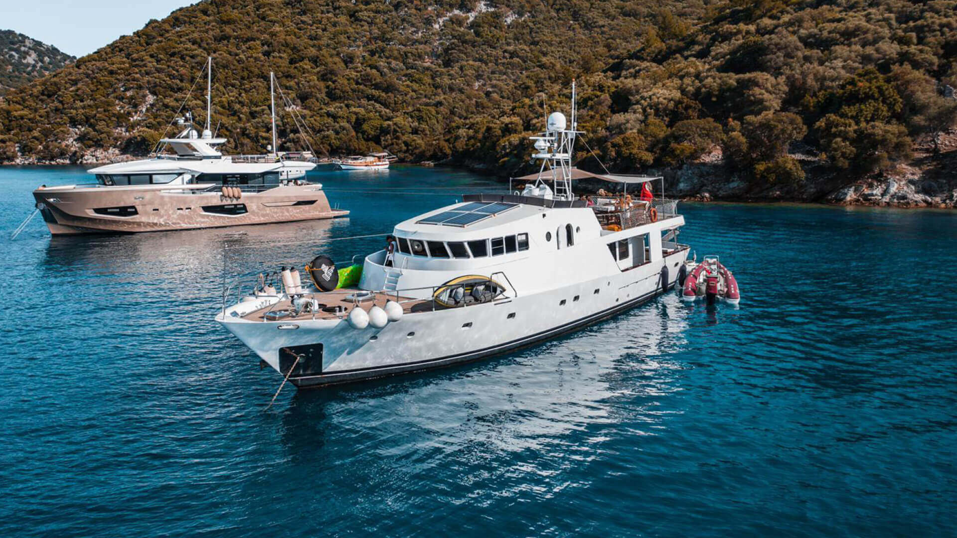 Göcek Delux Trawler 4 Kabin 24 Metre