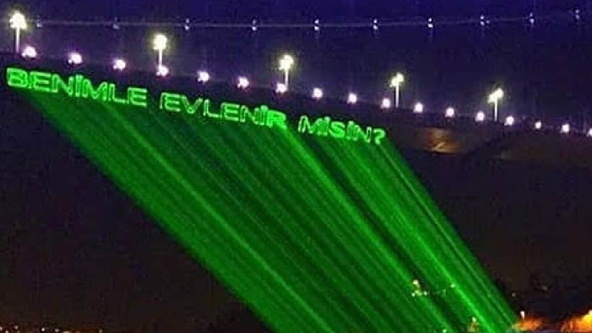 İstanbul Boğaz Turu Tekne Kiralama 19 Metre 12 Kişi 
