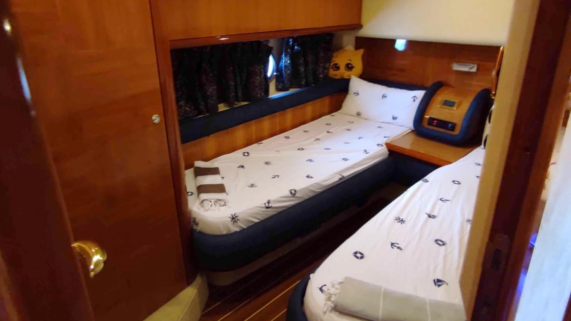 Bodrum Delux Motoryat Azimut 55 - 3 Kabin 17 Metre