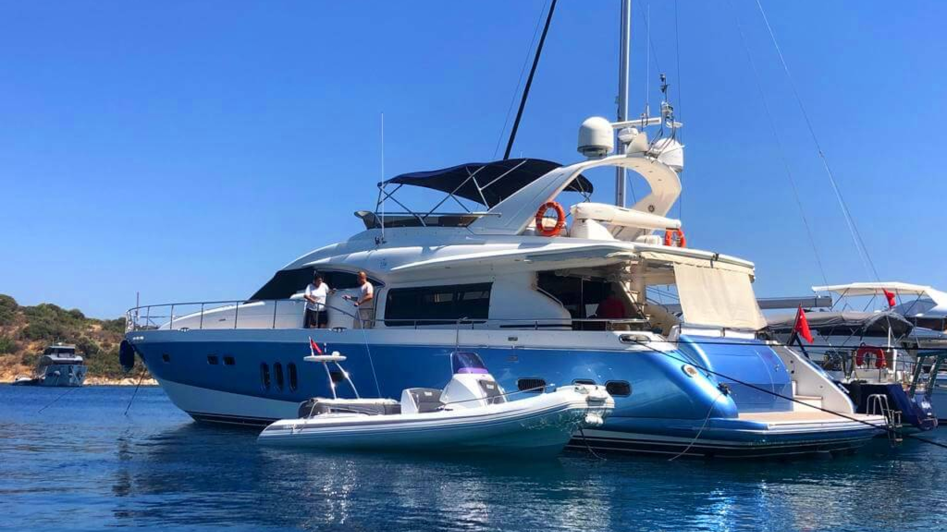 Bodrum Lux Motoryat Princess 75 - 4 Kabin 23 Metre