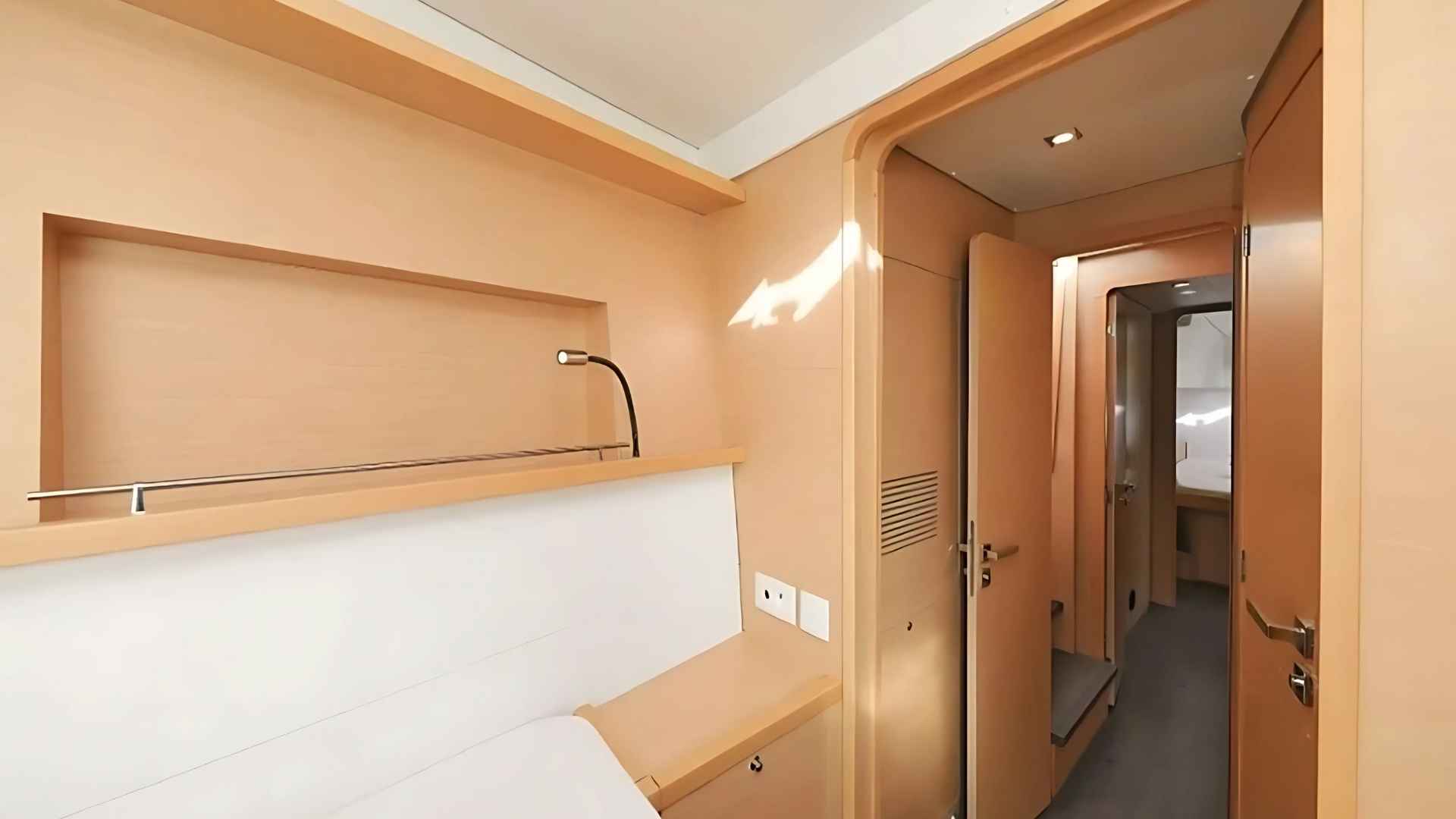 Bodrum Delux Katamaran Lagoon 450 - 4 kabin 14 Metre