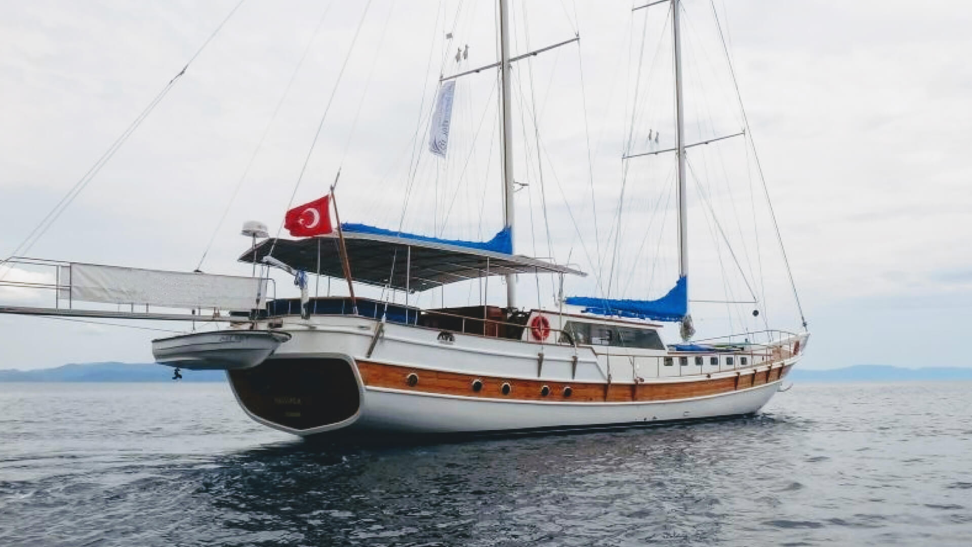 Mavi Yolculuk Lux Gulet 8 Kabin 27 Metre