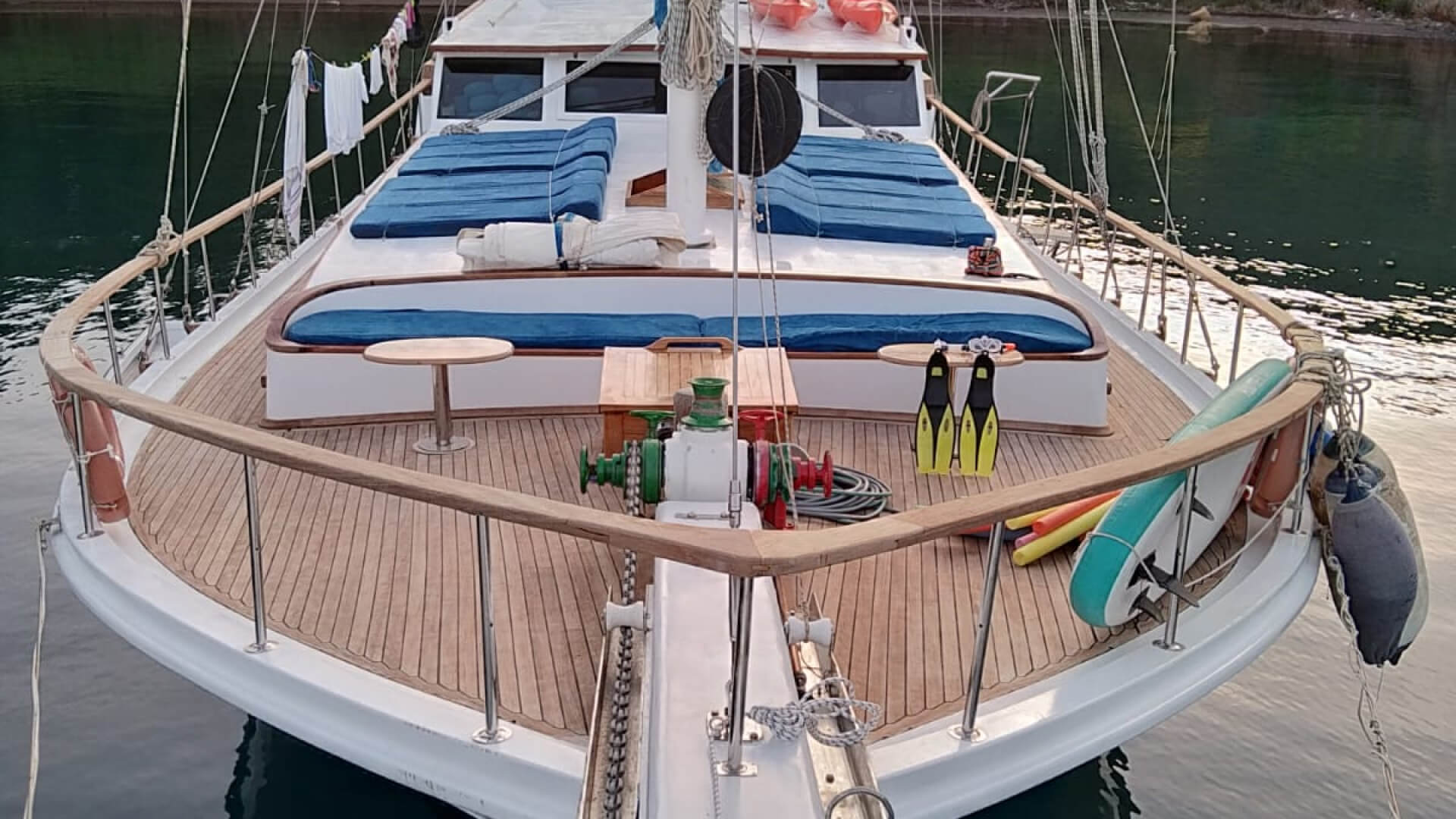 Mavi Yolculuk Lux Gulet 8 Kabin 27 Metre