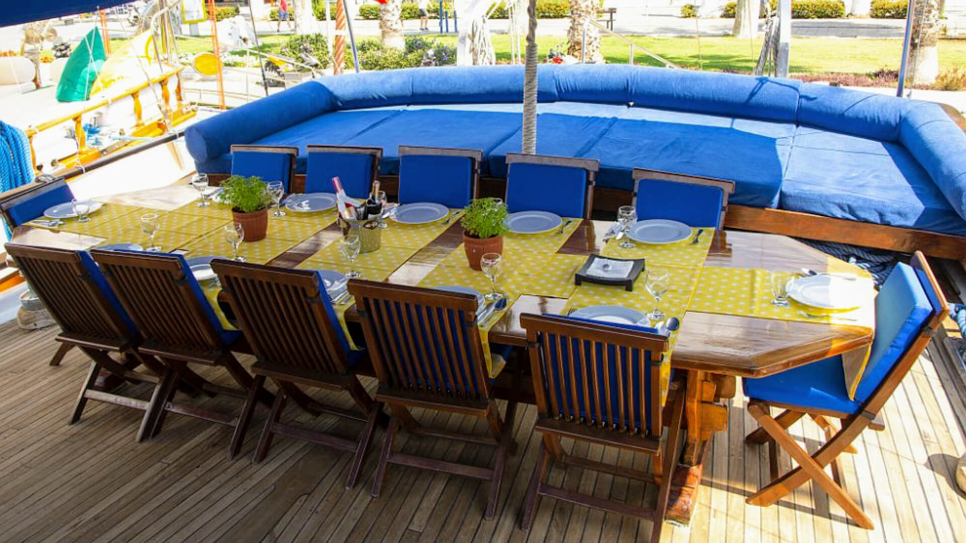 Mavi Yolculuk Lux Gulet 8 Kabin 27 Metre