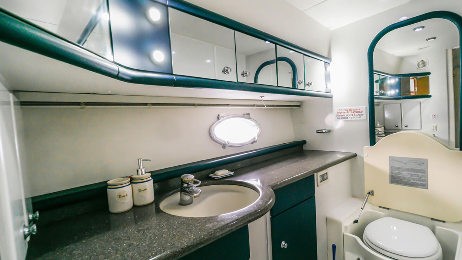 Bodrum Delux Motoryat Sunseeker Manhattan 62 F - 3 Kabin 17 Metre
