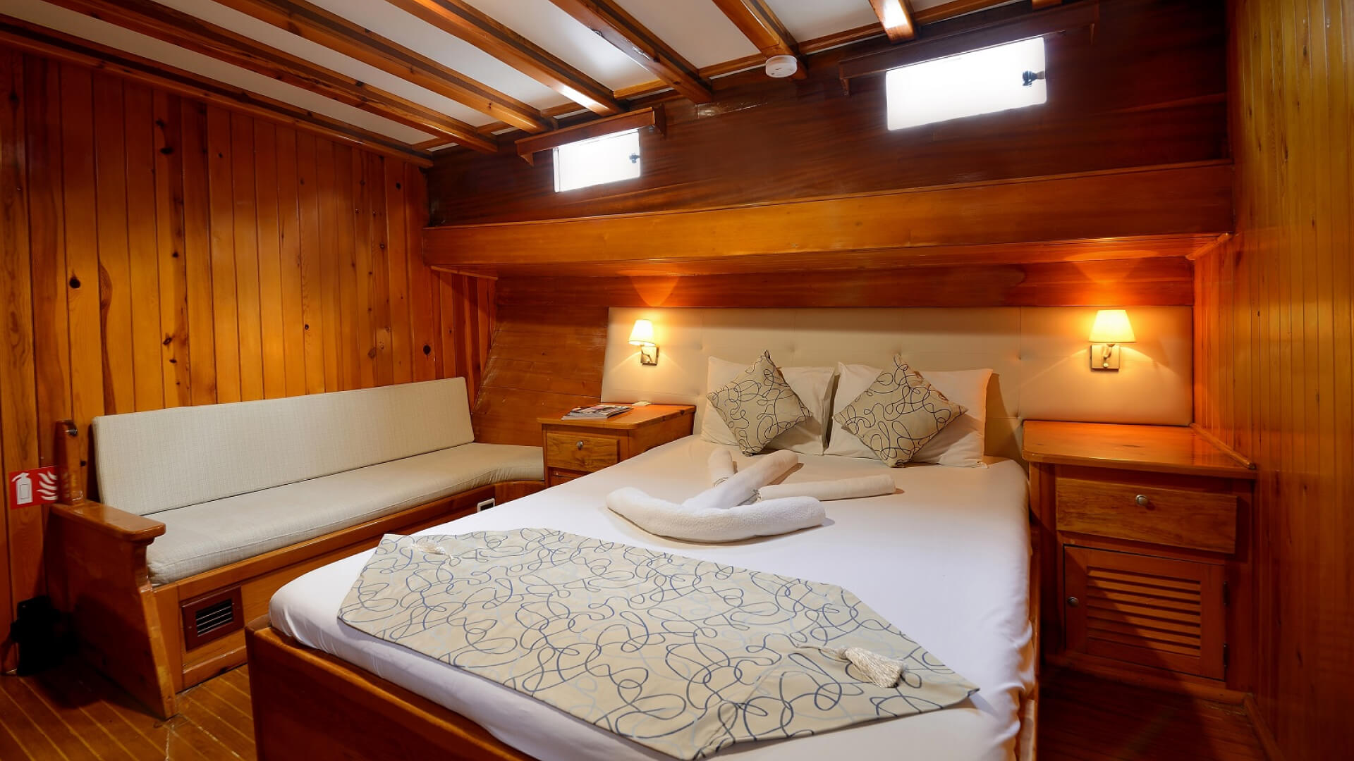 Bodrum Delux Gulet 12 Kişi 30 Metre