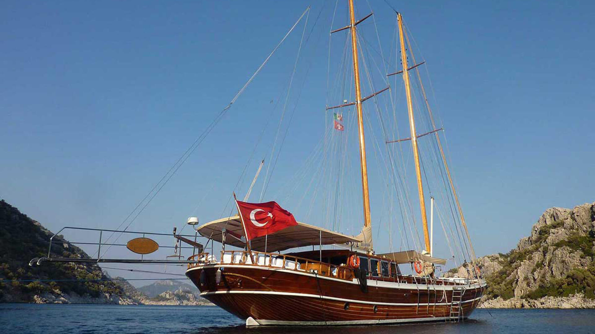Bodrum Konaklamalı Tekne Tatili Delux Gulet  6 Kabin 28 Metre