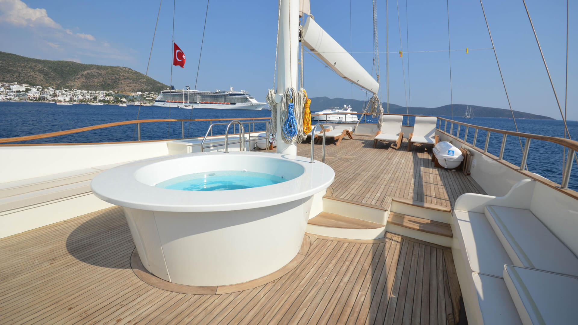 Bodrum Mavi Tur Delux Gulet  6 Kabin 30 Metre