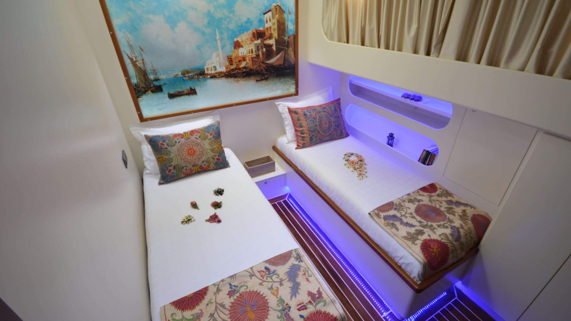 Bodrum Mavi Tur Delux Gulet  6 Kabin 30 Metre