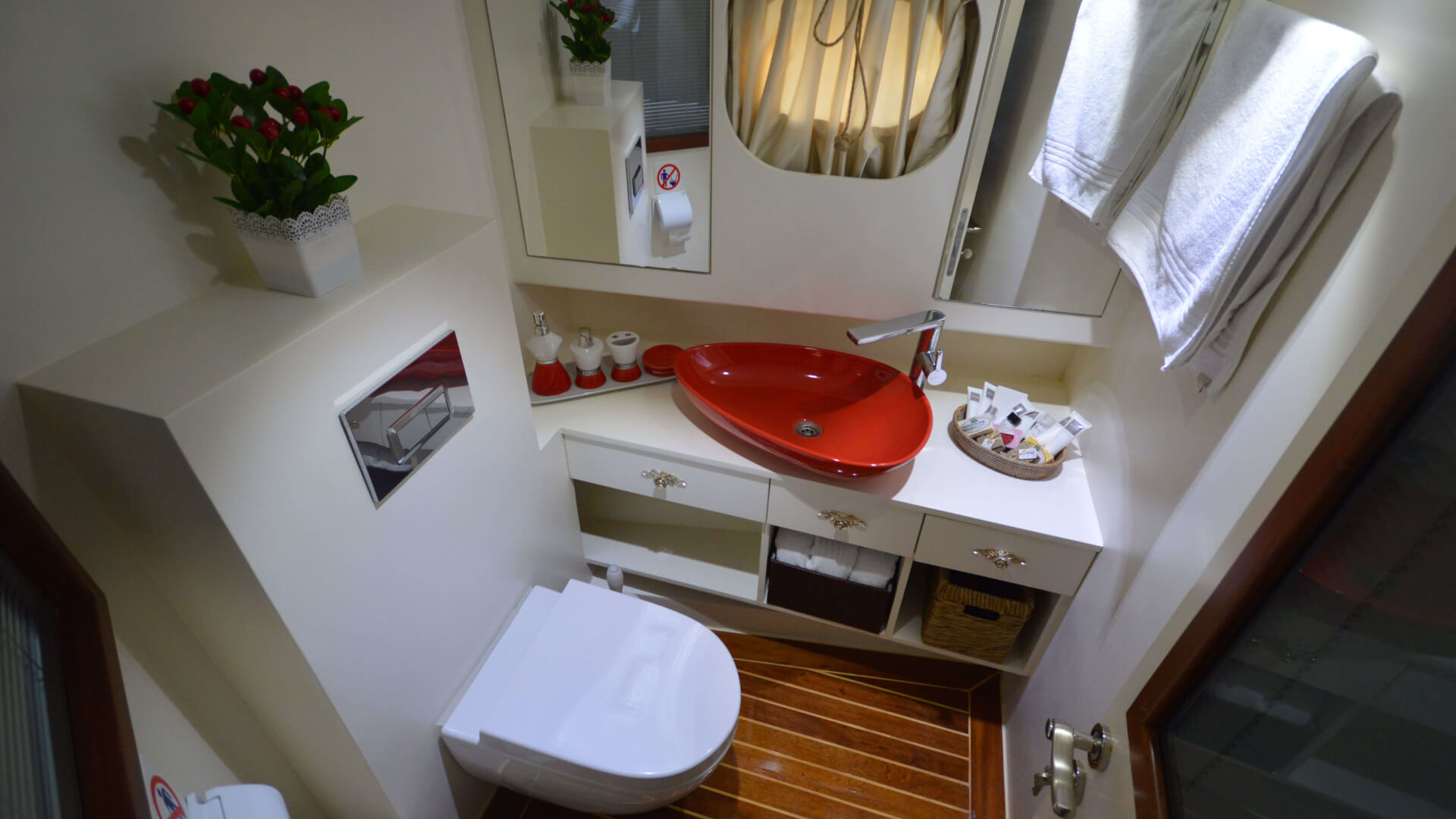 Bodrum Mavi Tur Delux Gulet  6 Kabin 30 Metre