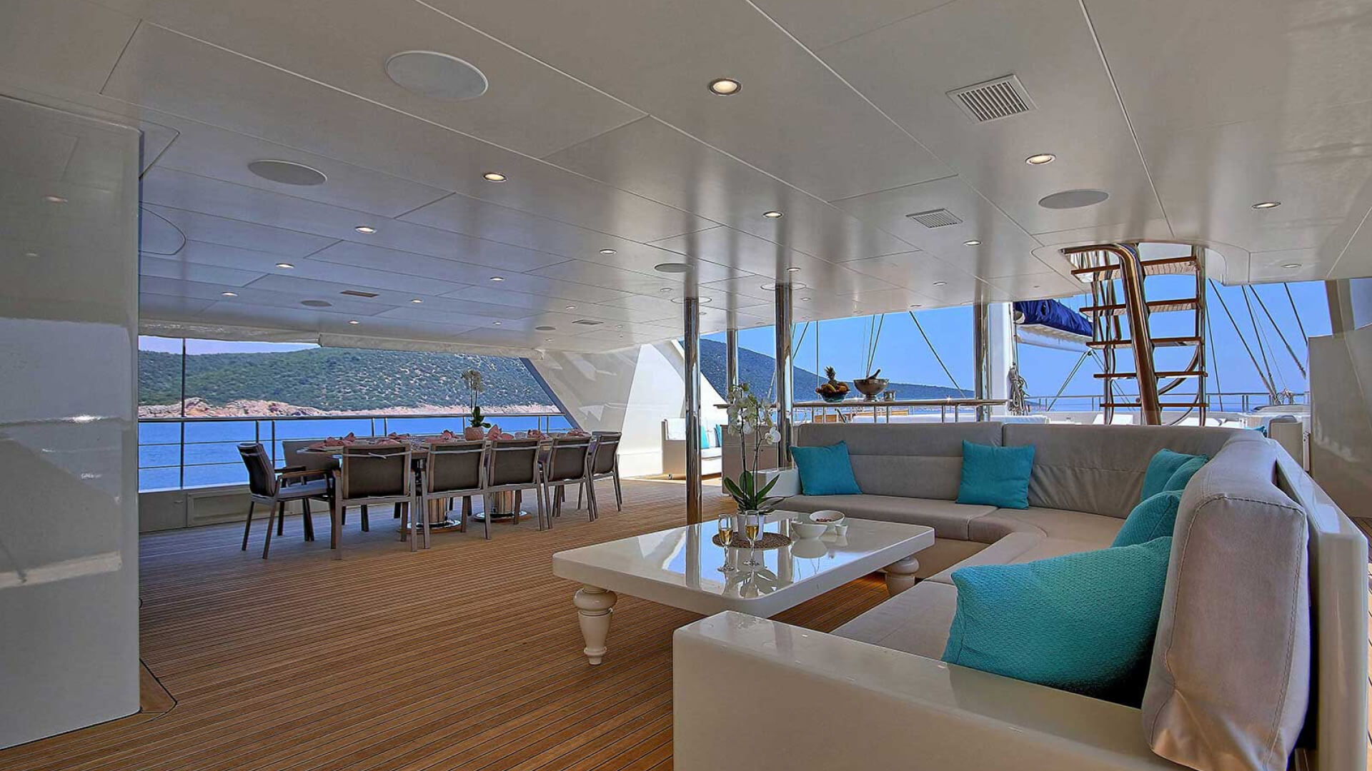 Ultra Delux Bodrum Kiralık Süperyat 5 Kabin 55 Metre