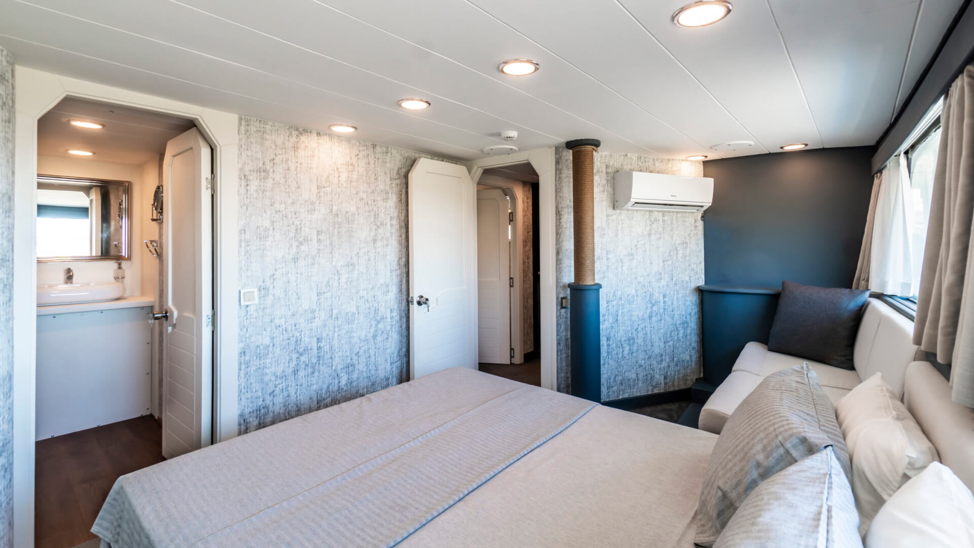 Ultra Lux Süperyat 6 Kabin 42 Metre