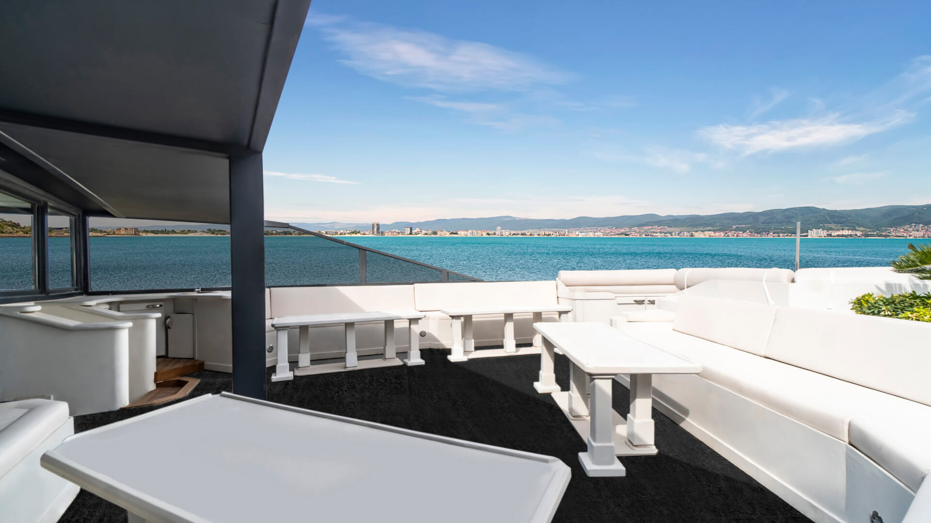 Ultra Lux Süperyat 6 Kabin 42 Metre