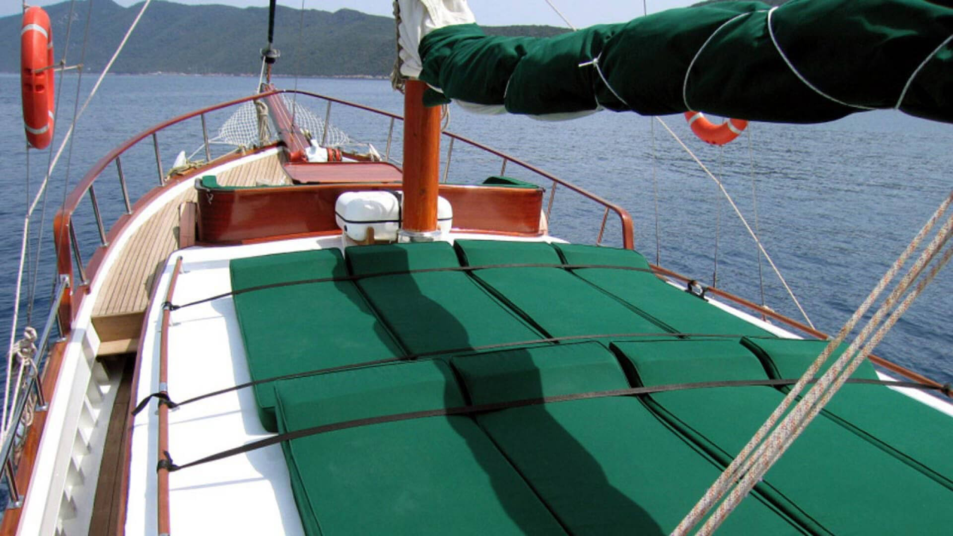 Bodrum Mavi Tur Gulet Kiralama 3 Kabin 18 Metre