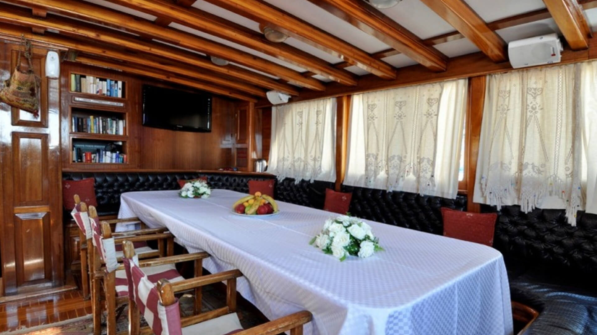 Bodrum Mavi Tur Lux Gulet Kiralama 8 Kabin 27 Metre