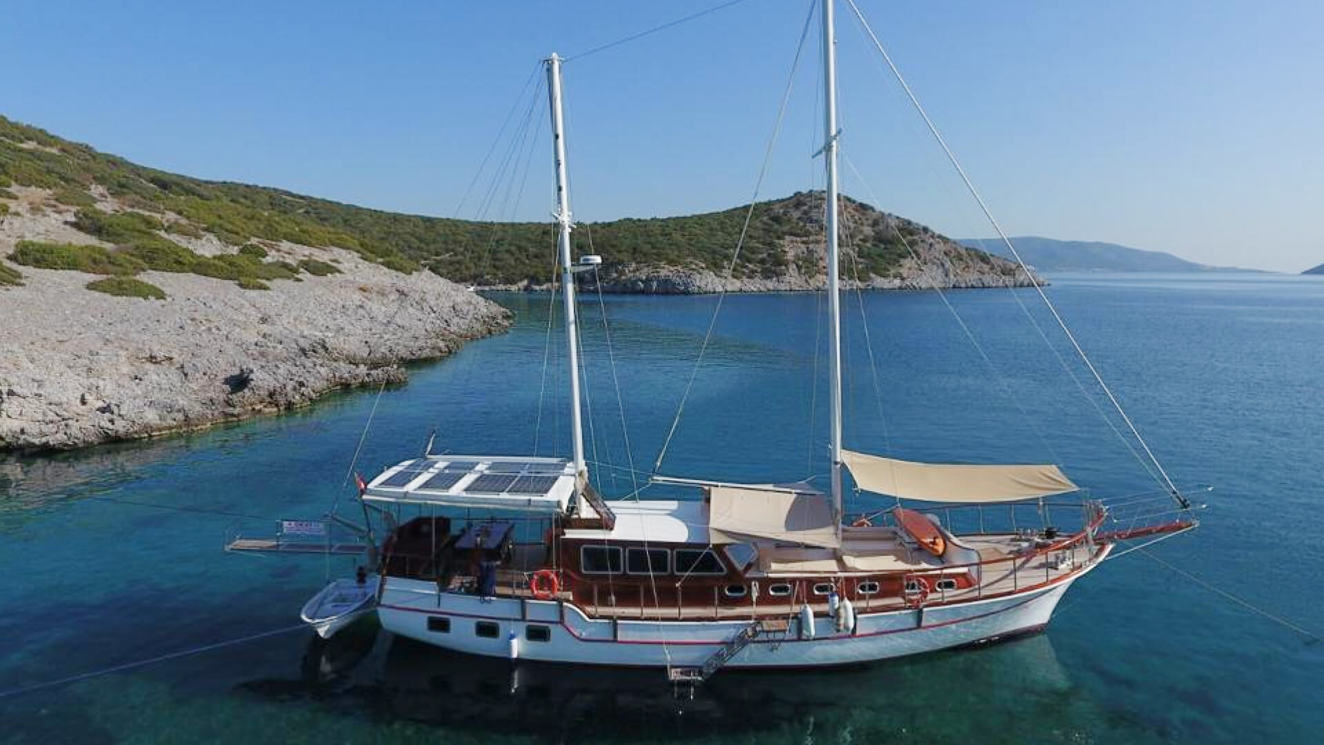 Bodrum Mavi Yolculuk Tekne Tatili 4 Kabin 18 Metre