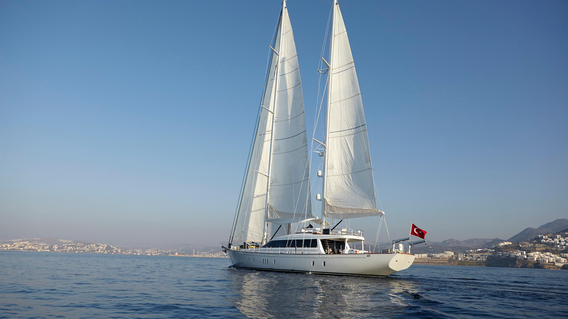 Exclusive Süperyat  Kiralama 4 Kabin 36 Metre 
