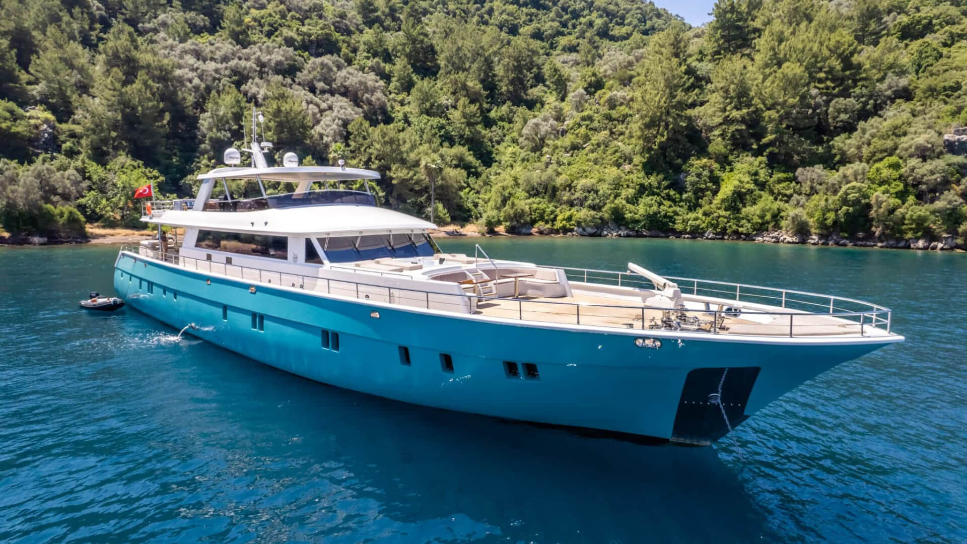 Exclusive Süperyat Kiralama 6 kabin 42 Metre 