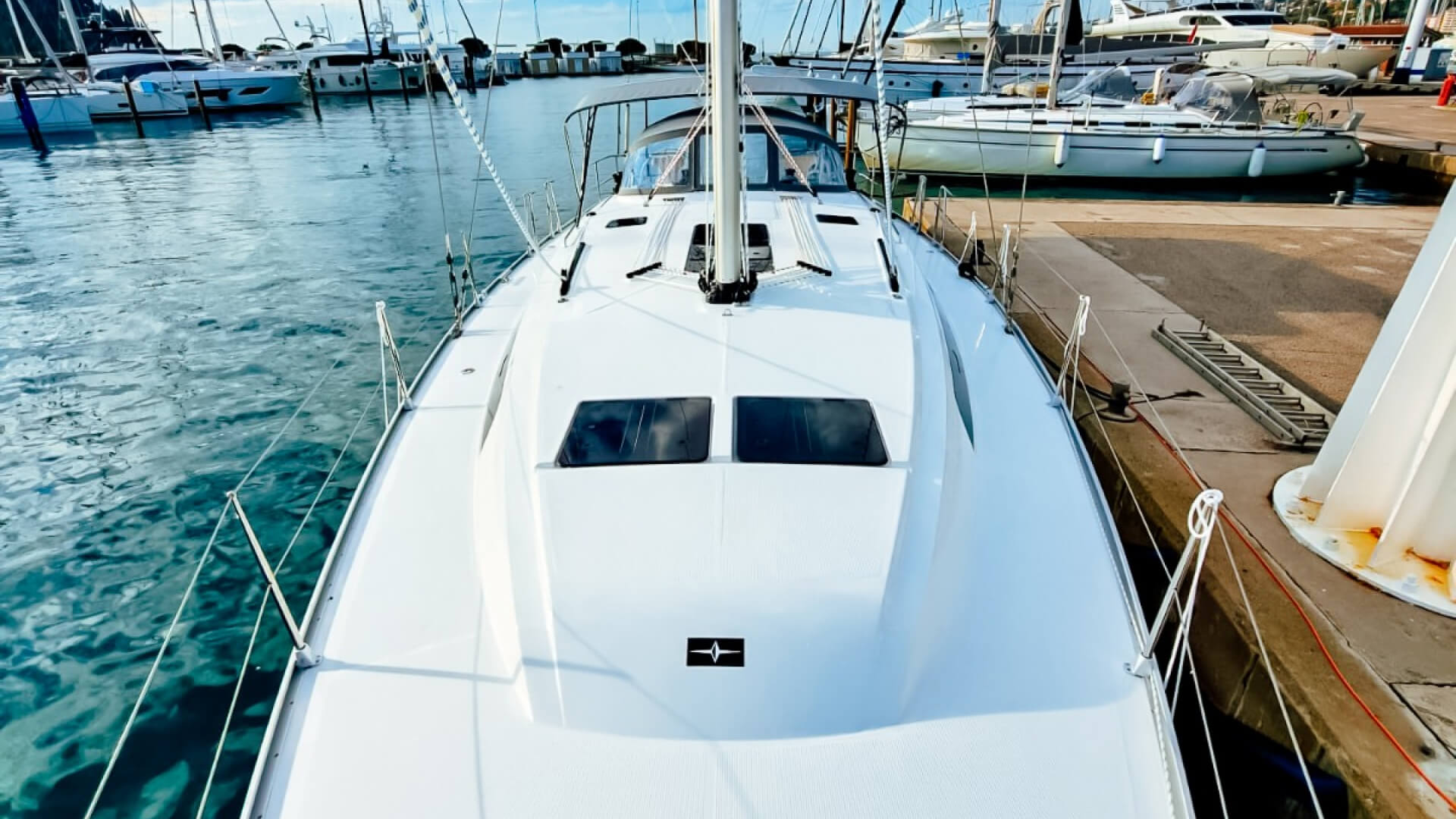 Bavaria Cruiser 46 Style Yelkenli Kiralama 3 Kabin 13 Metre 