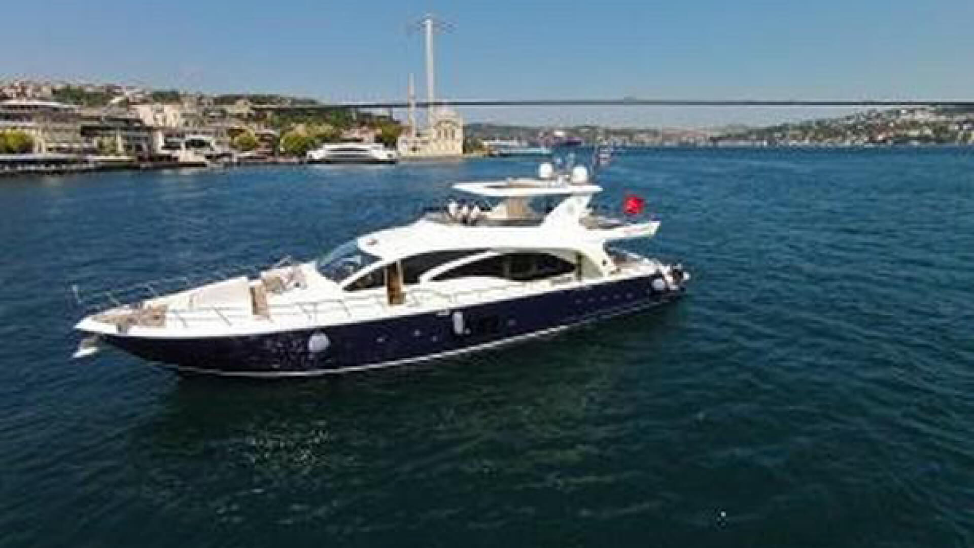 Bodrum Motoryat Kiralama 5 Kabin 30 Metre 