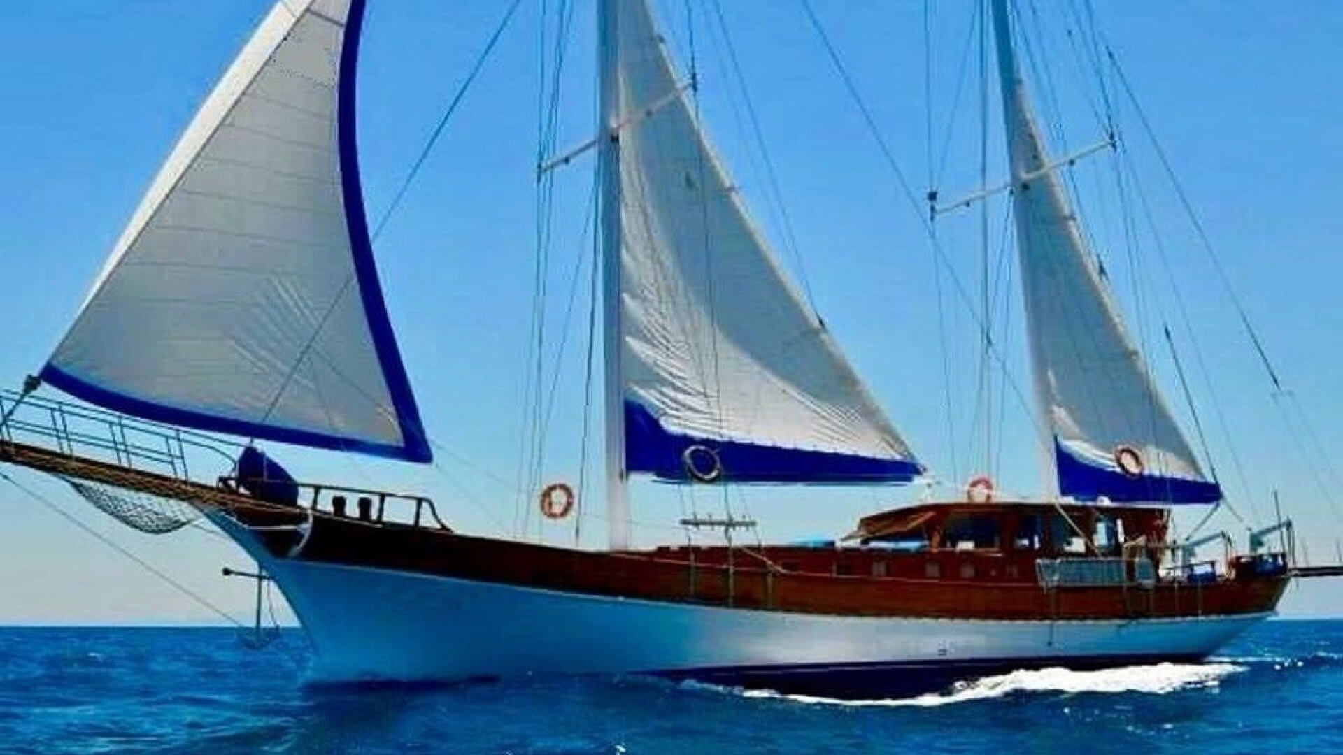 Bodrum Gulet Tekne Kiralama 6 Kabin 23 Metre