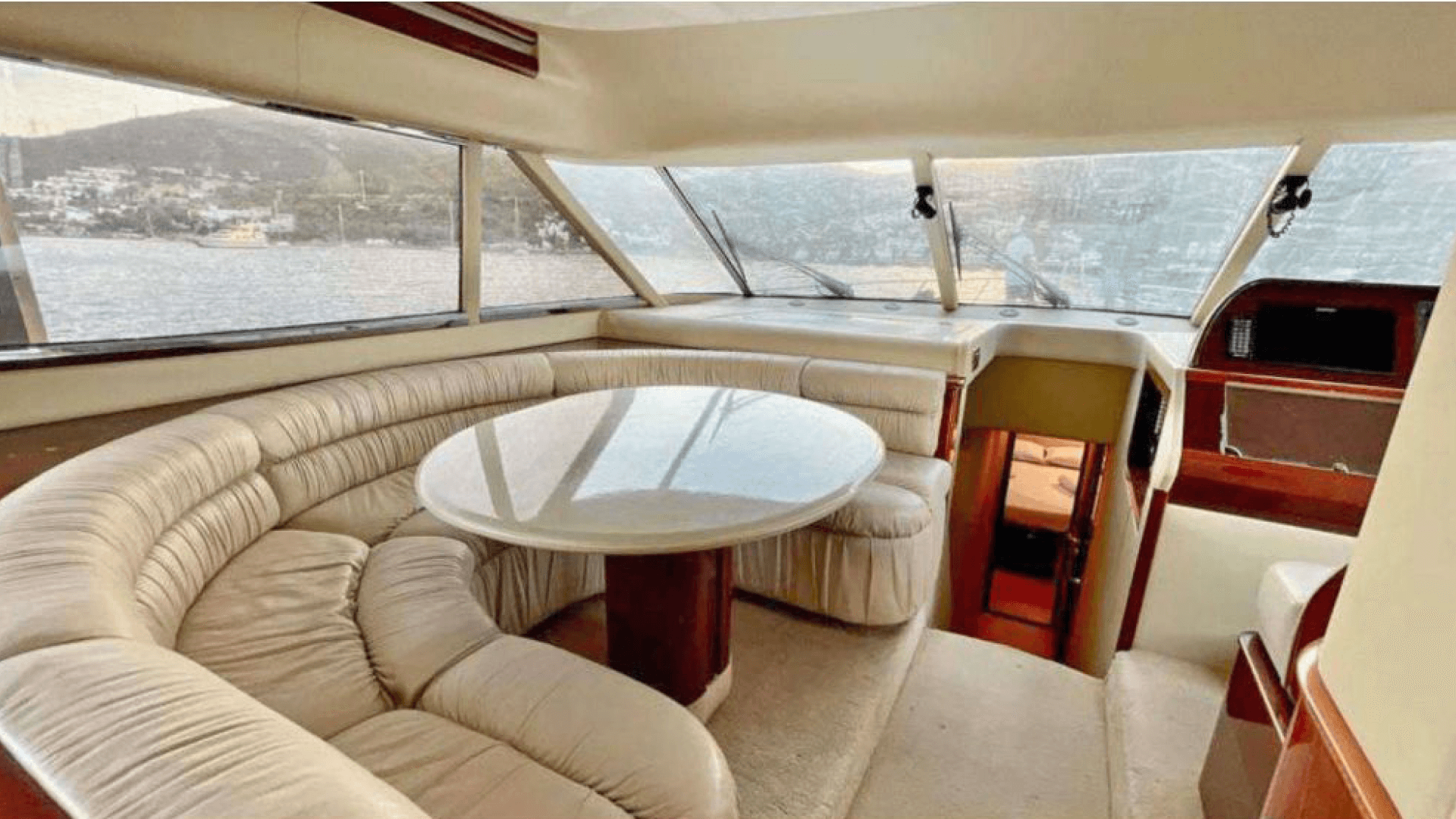 Motoryat Kiralama bodrum 4 Kabin 24 Metre