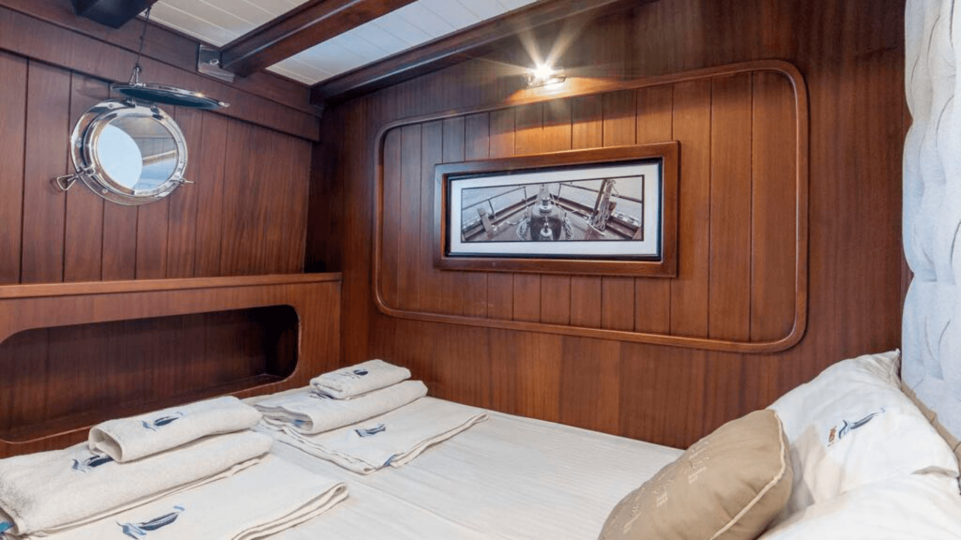 Bodrum Gulet Tekne Kiralama 6 Kabin 28 Metre 