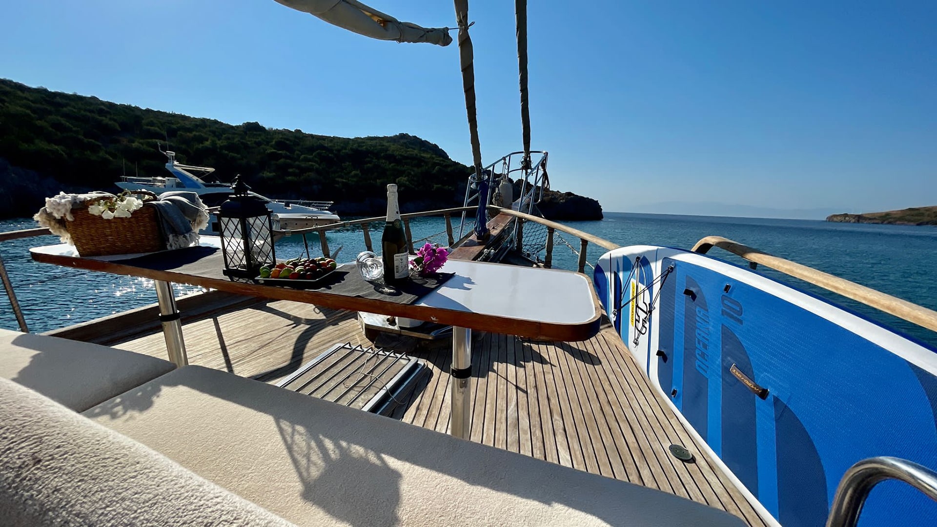 Bodrum Gulet Tekne Kiralama 3 Kabin 18 Metre