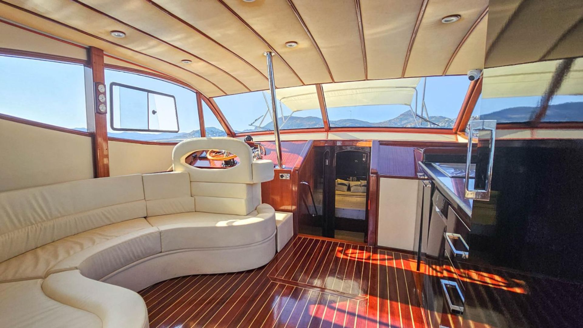 Bodrum Lüx  Motoryat 15 M 4 Kişilik