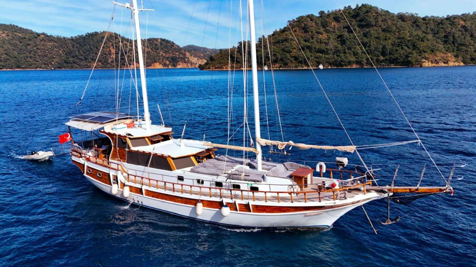 Sessizliğin Peşinde: Göcek Gulet Kiralama ile Huzurlu Tatil