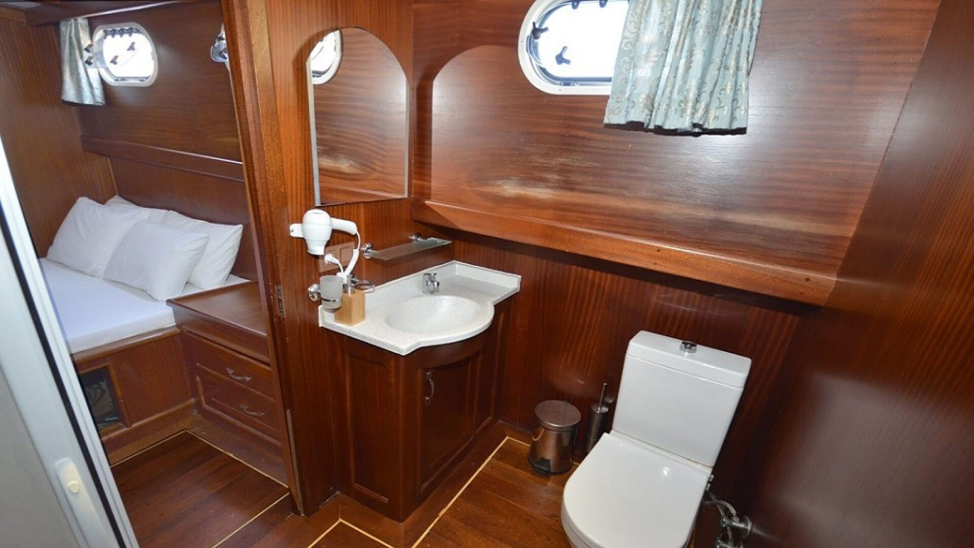 Bozburun Lux Gulet 7 Kabin 30 Metre