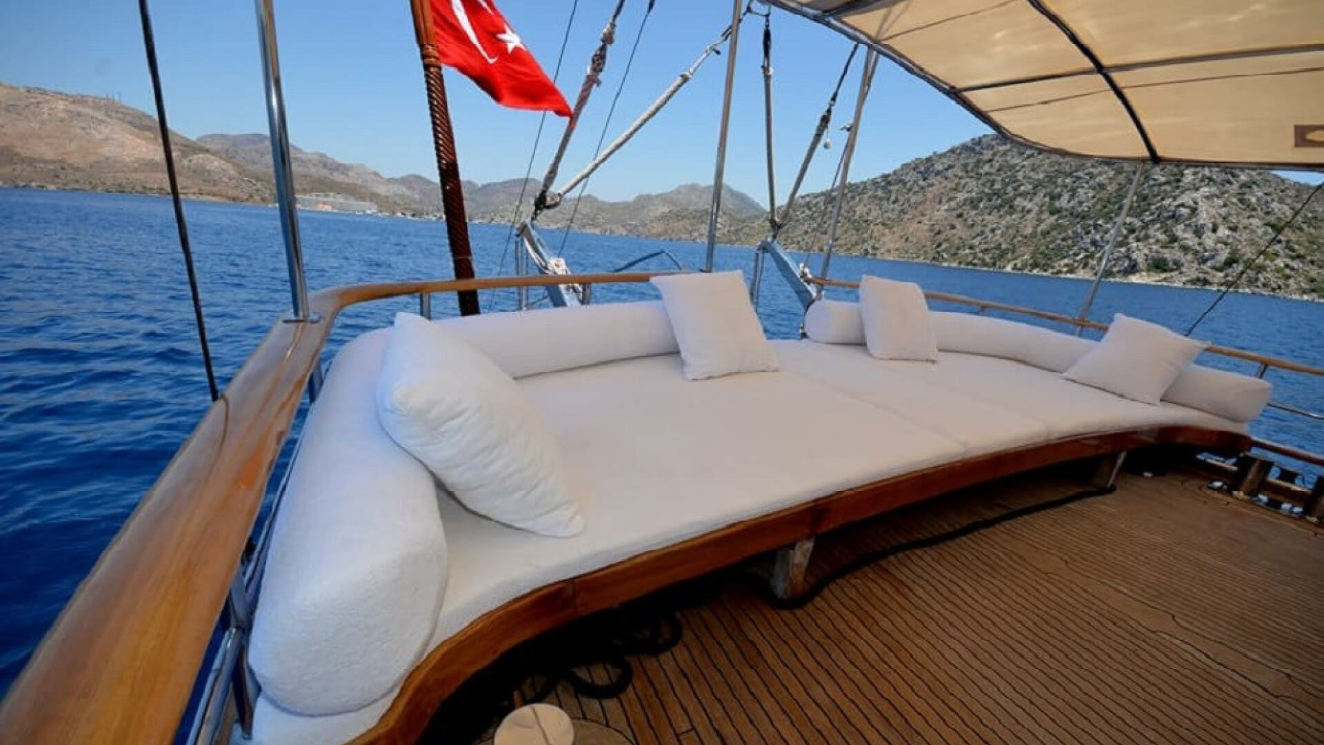 Bozburun Lux Gulet 7 Kabin 30 Metre