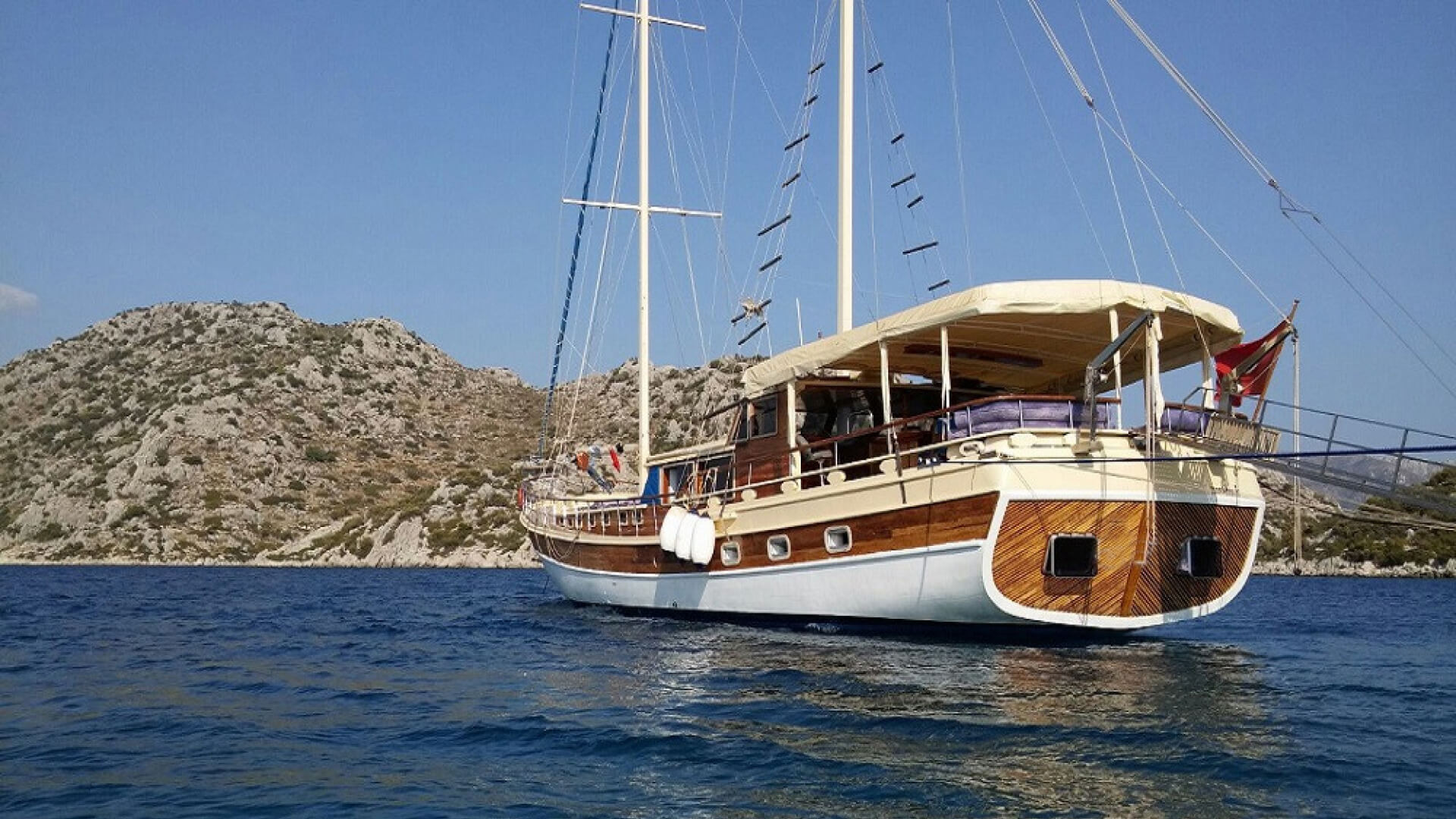 Bozburun Lux Gulet 8 Kabin 28 Metre