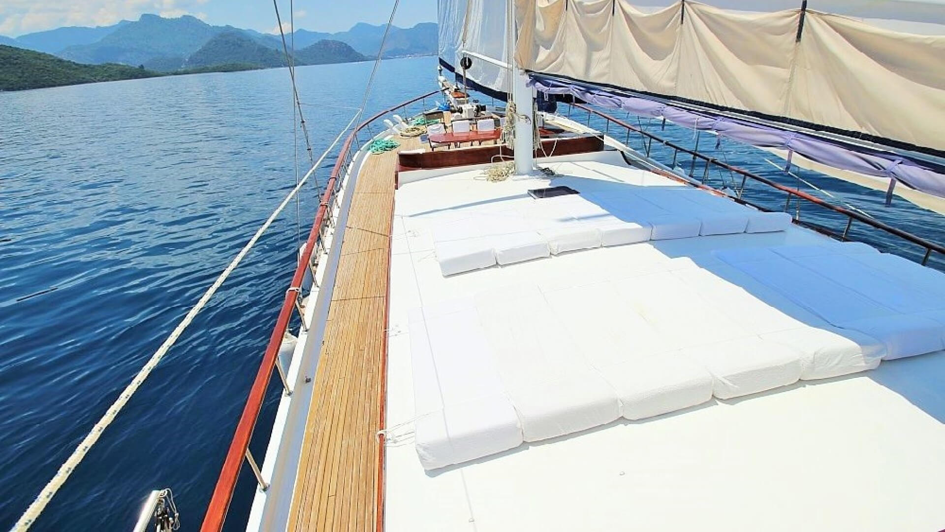 Bozburun Lux Gulet 9 Kabin 32 Metre