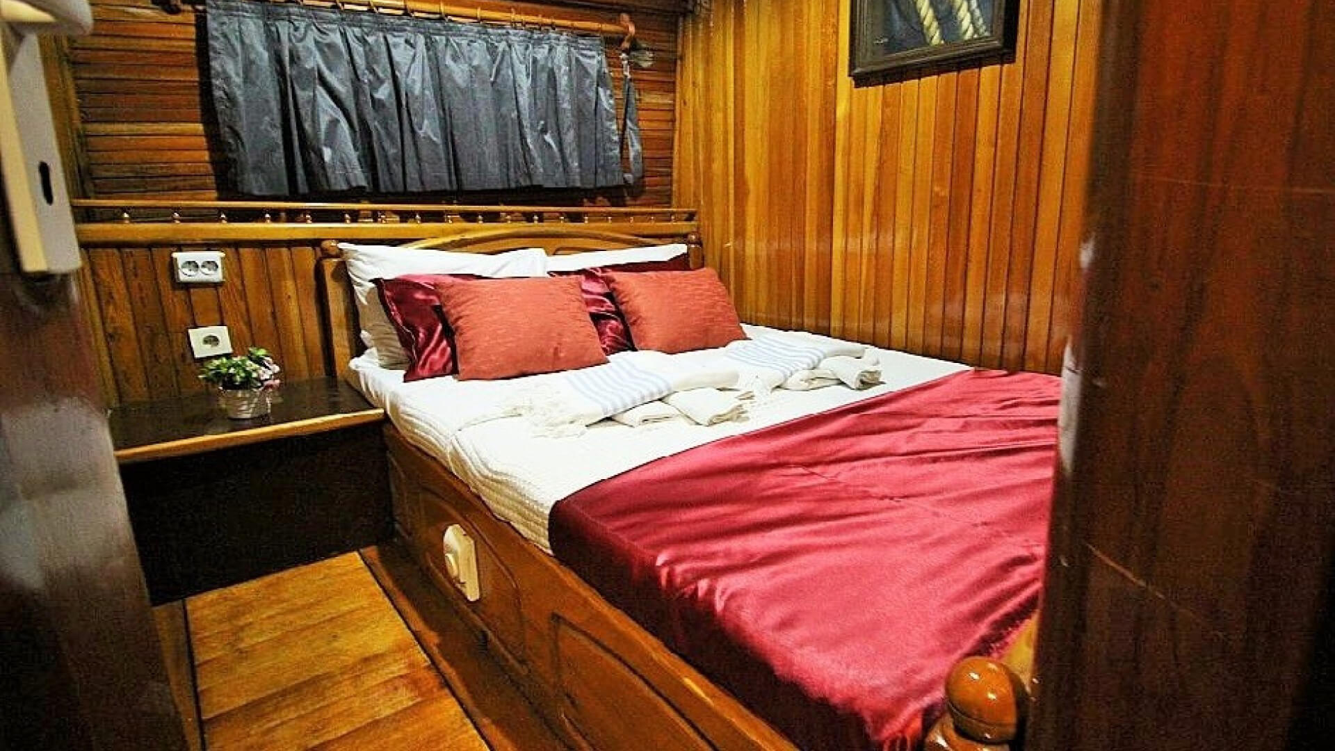 Bozburun Lux Gulet 9 Kabin 32 Metre
