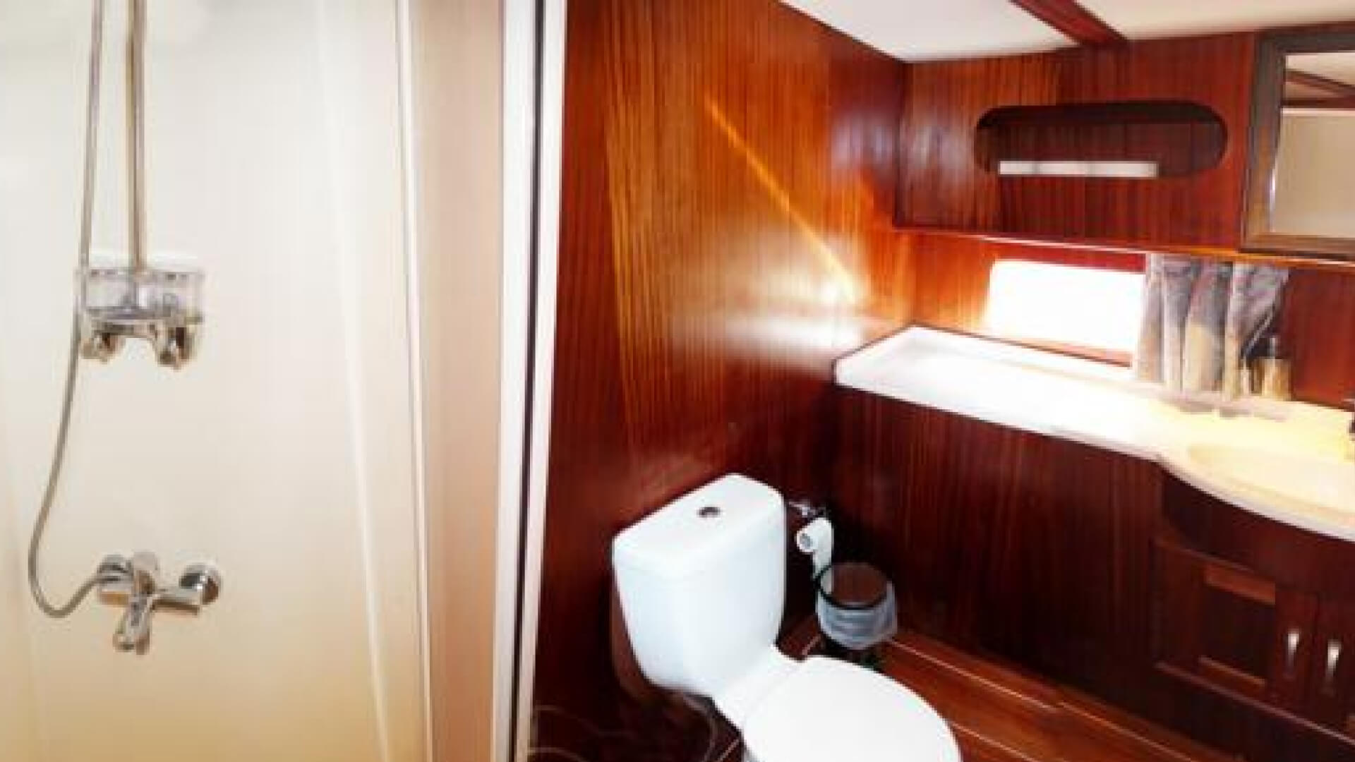 Mavi Yolculuk Tekne Kiralama Lux Gulet Bozburun 6 Kabin 26 Metre