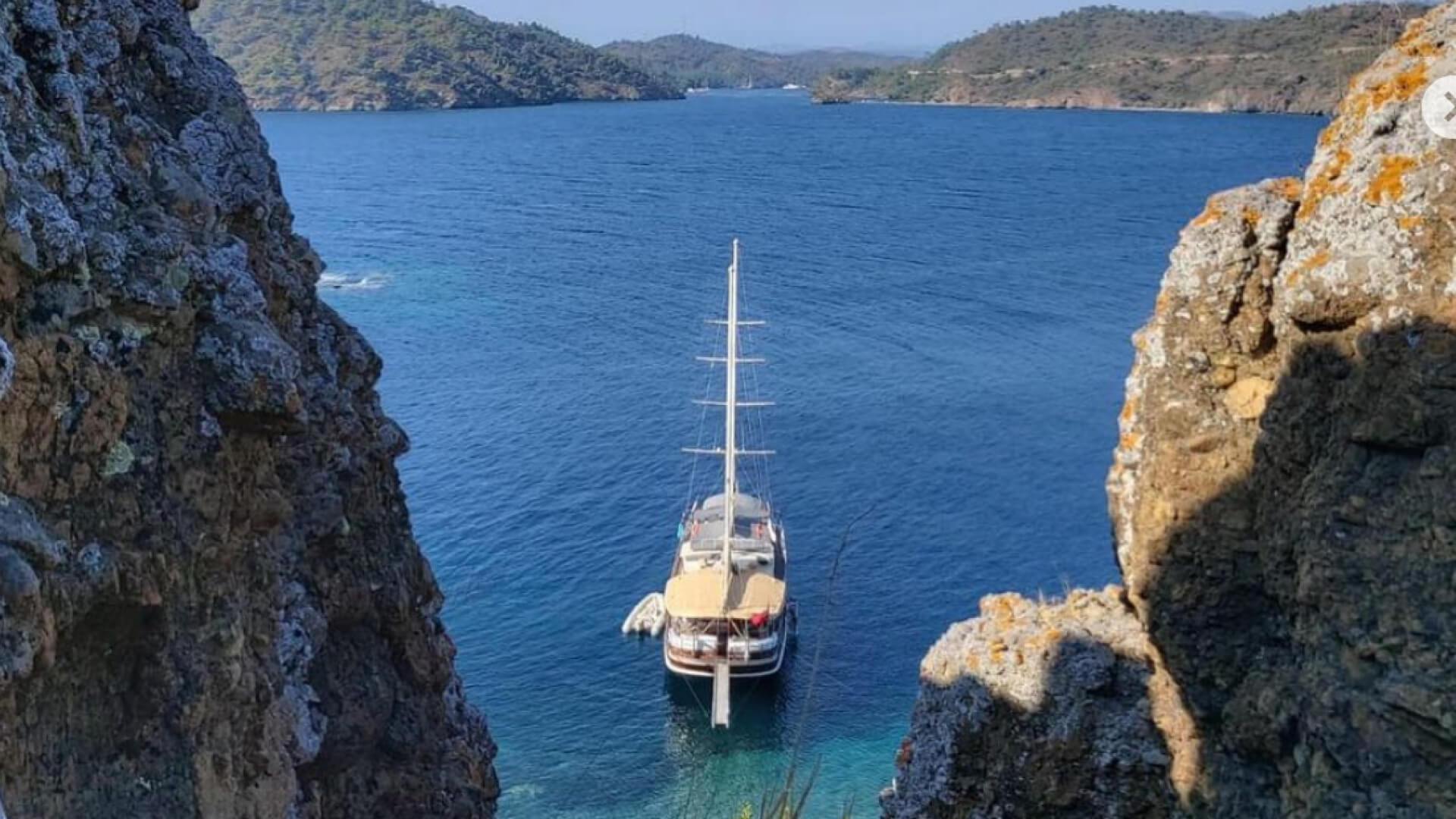 Mavi Yolculuk Tekne Kiralama Lux Gulet Bozburun 6 Kabin 26 Metre