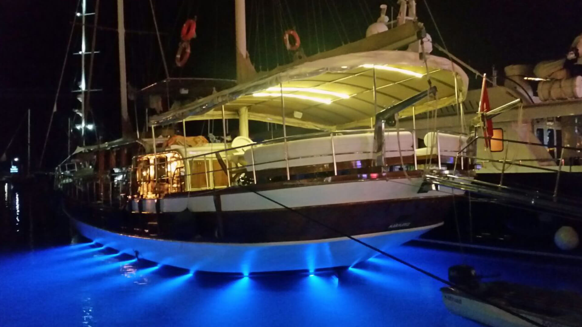 Mavi Yolculuk Tekne Kiralama Lux Gulet Bozburun 6 Kabin 26 Metre