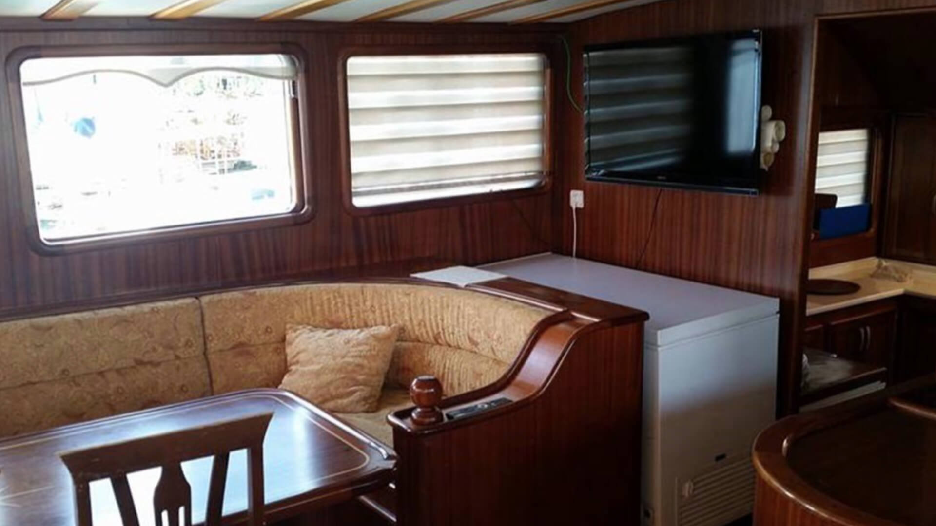 Mavi Yolculuk Tekne Kiralama Lux Gulet Bozburun 6 Kabin 26 Metre