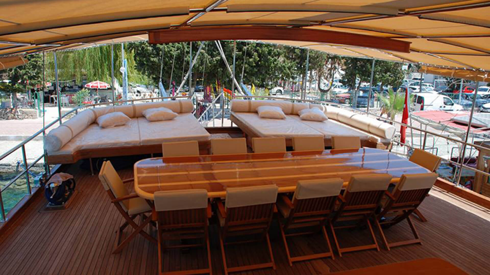 Mavi Yolculuk Tekne Tatili Lux 6 Kabin 30 Metre