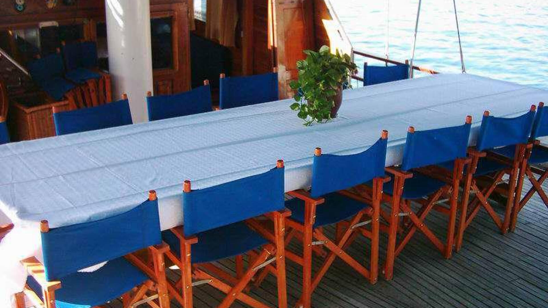 Mavi Tur Mavi Yolculuk Tatili Kiralık Lux Gulet 6 Kabin 26 Metre