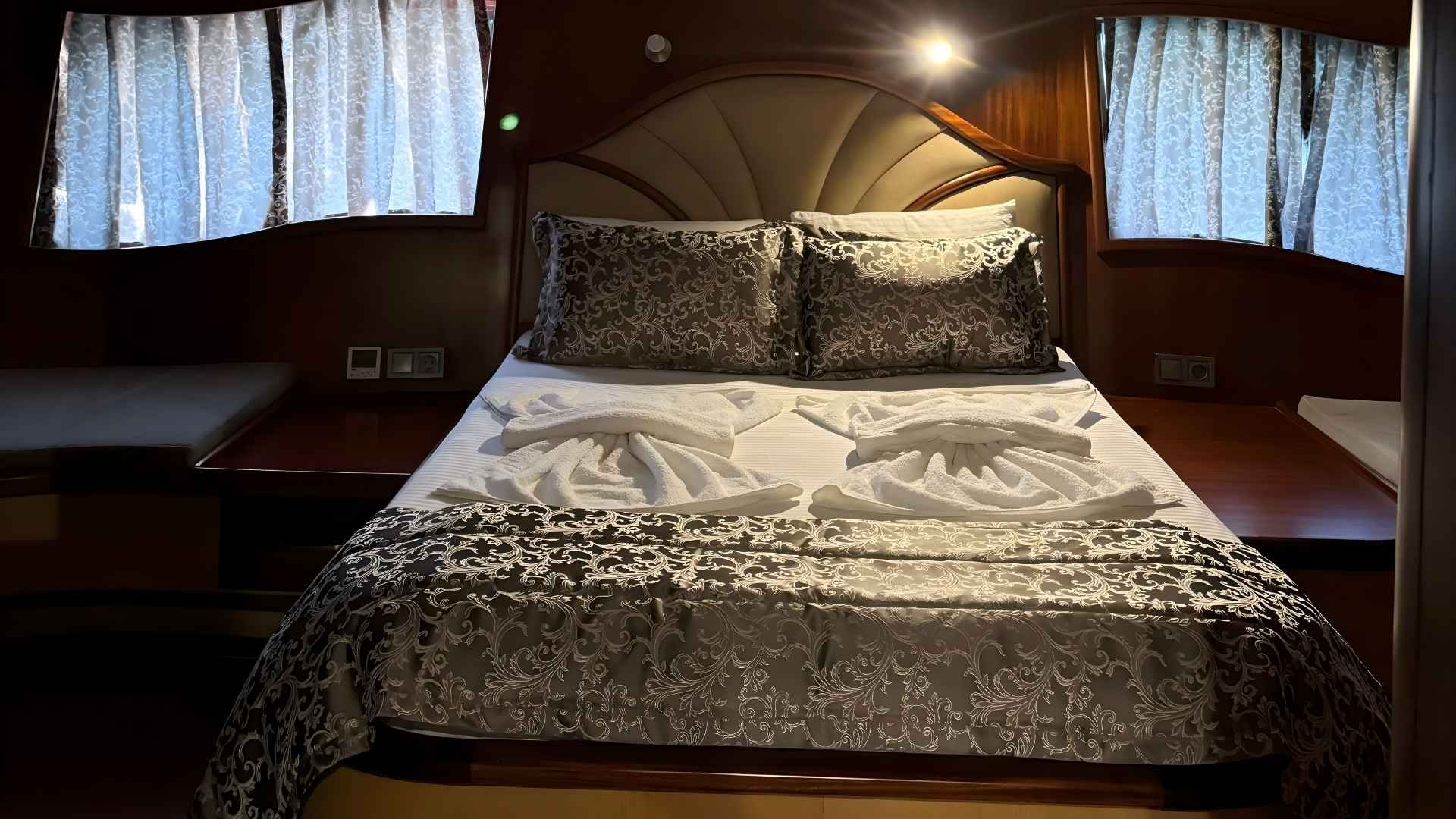 Tekne Tatili Mavi Tur Lux Gulet 6 Kabin 29 Metre