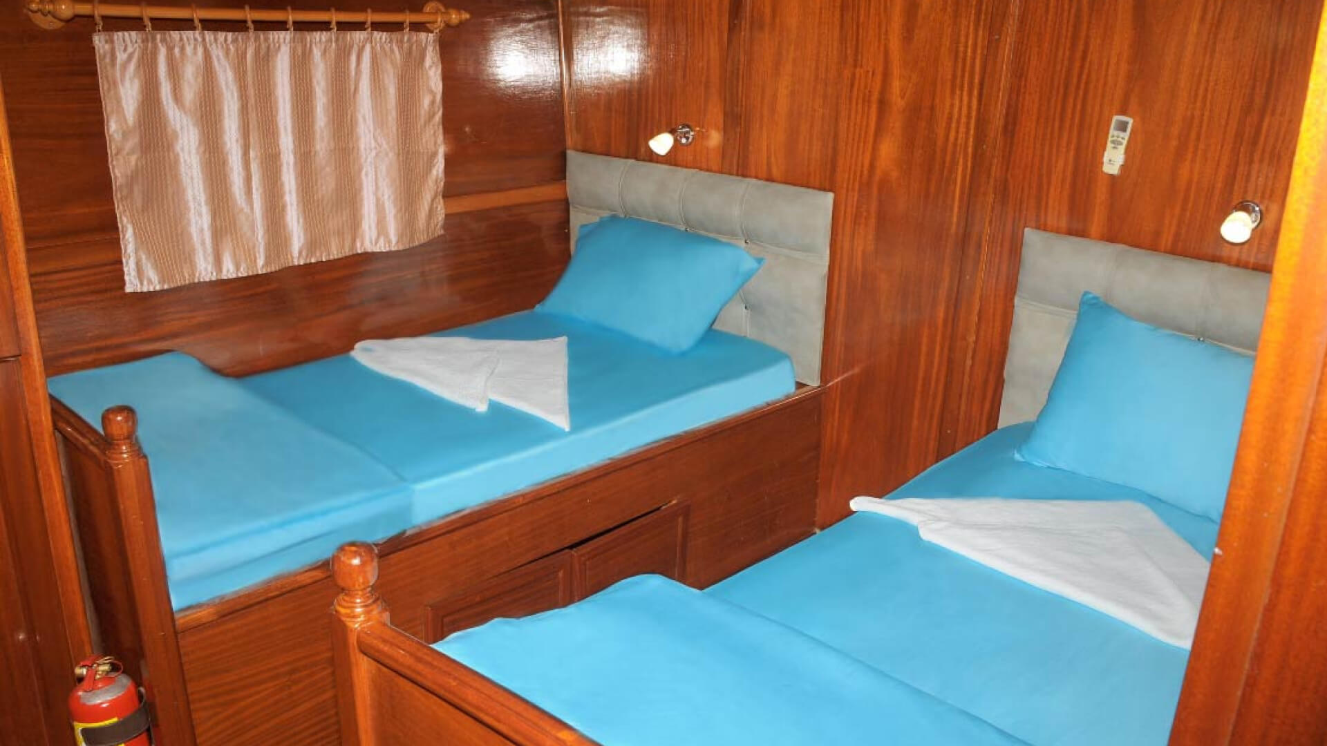 Mavi Yolculuk Turu Özel Kiralık 8 Kabin Lux Gulet 28 Metre