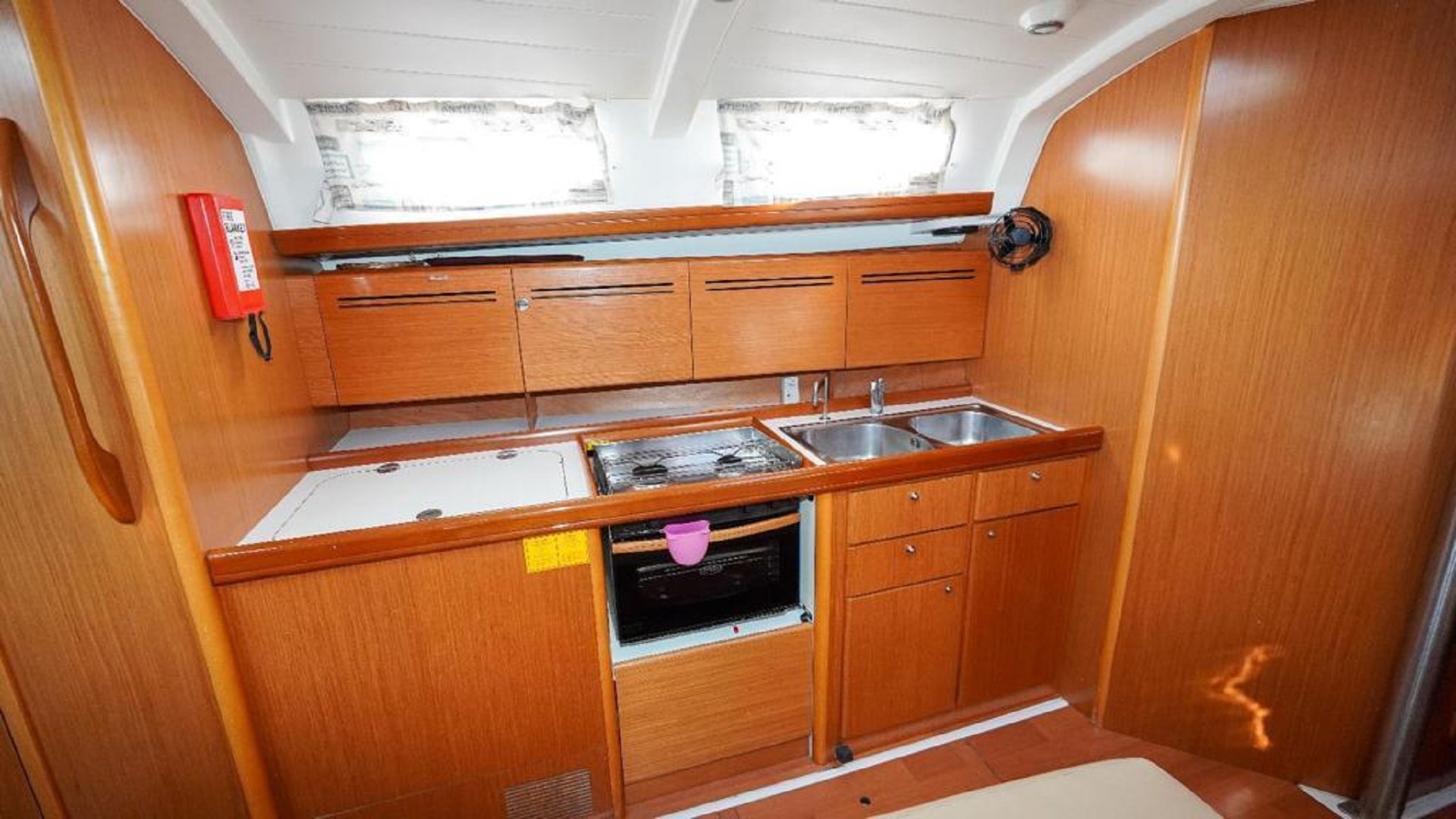Kiralık Beneteau Cyclades 43.4 Yelkenli 2007 Model 14 Metre