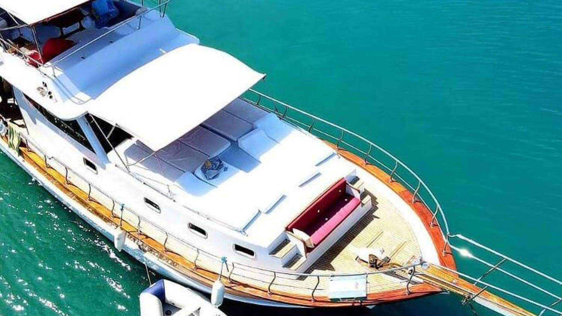 Fethiyede Günübirlik Lüx Tekne 15 Metre