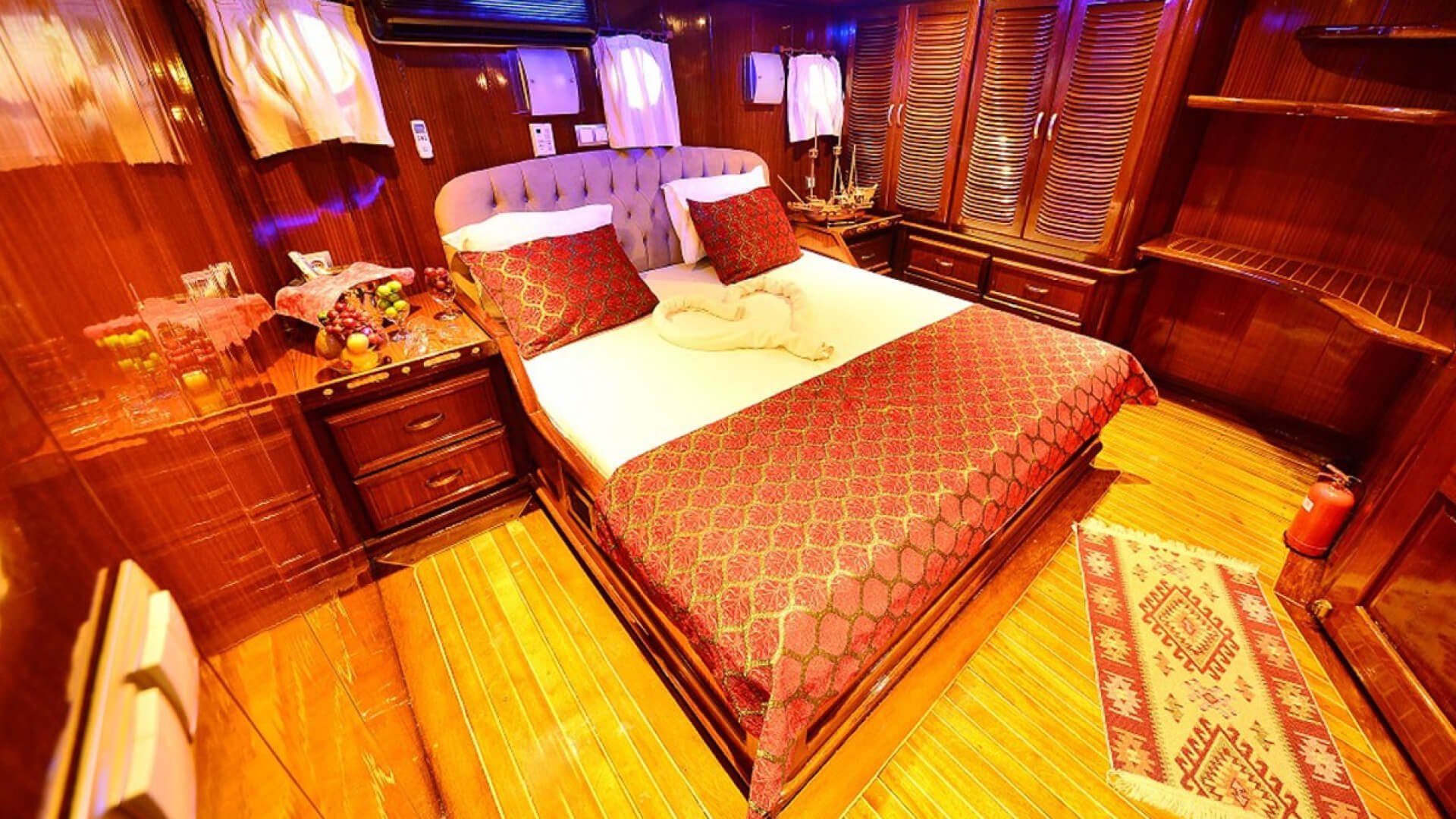 Fethiye Delux Gulet 8 Kabin 34 Metre
