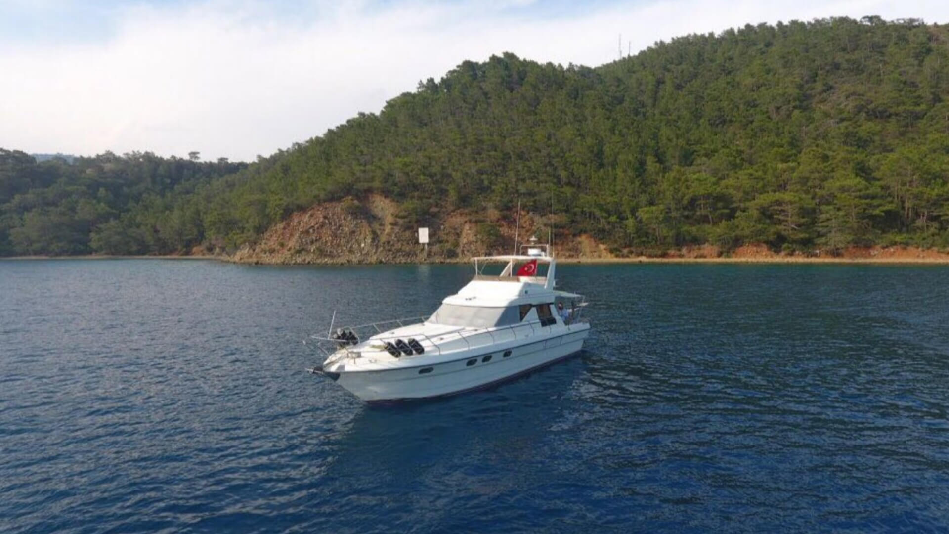 Fethiye Delux Motoryat Prencess 45 2 Kabin 14 Metre