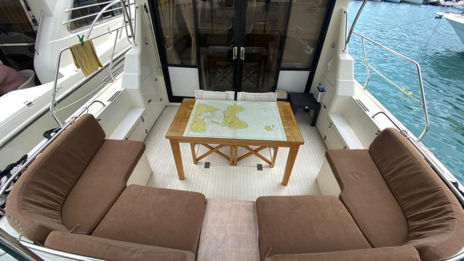 Fethiye Delux Motoryat Prencess 45 2 Kabin 14 Metre