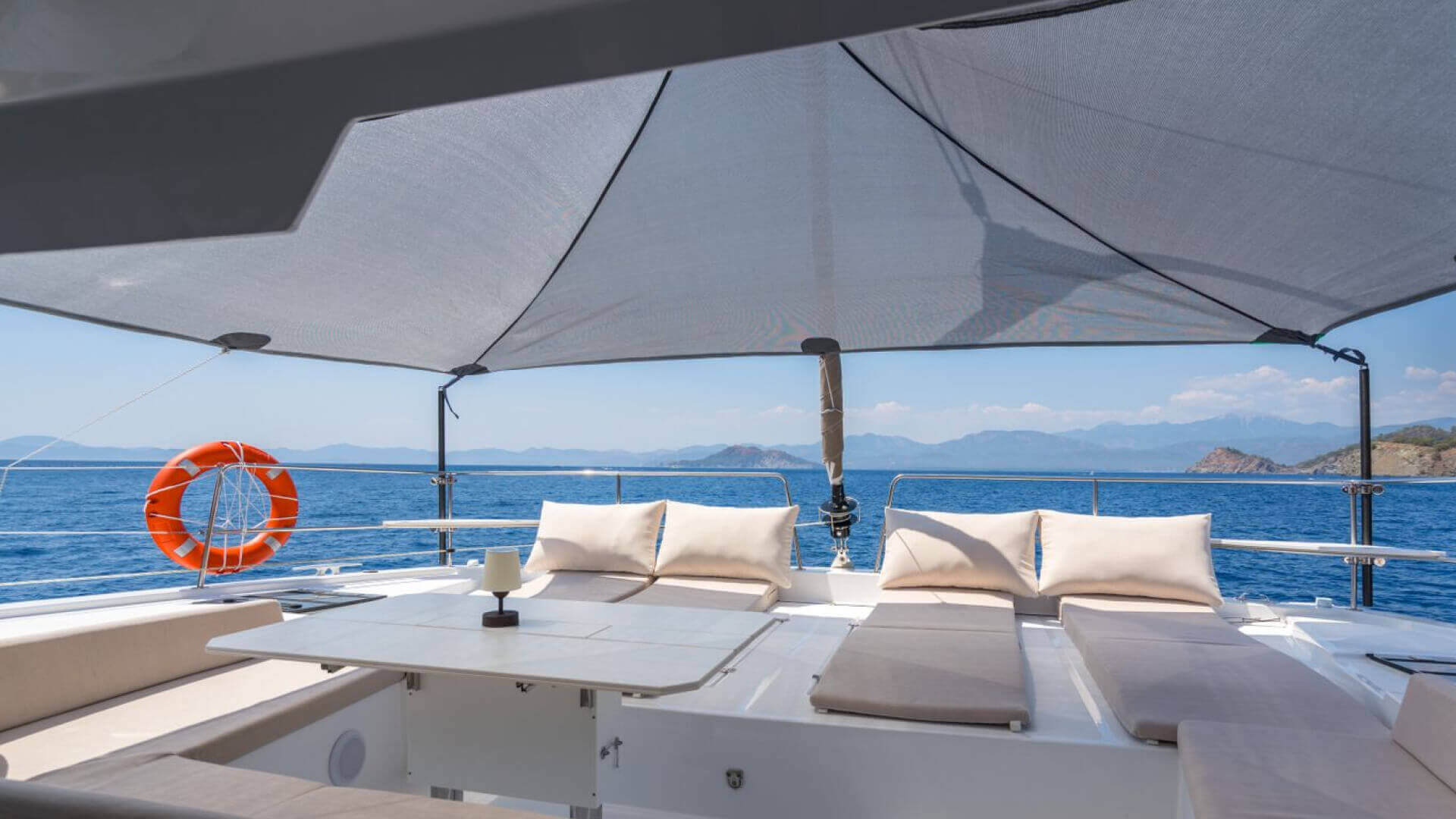 Fethiye Delux Katamaran Bali 4.6 - 4 Kabin 14 Metre
