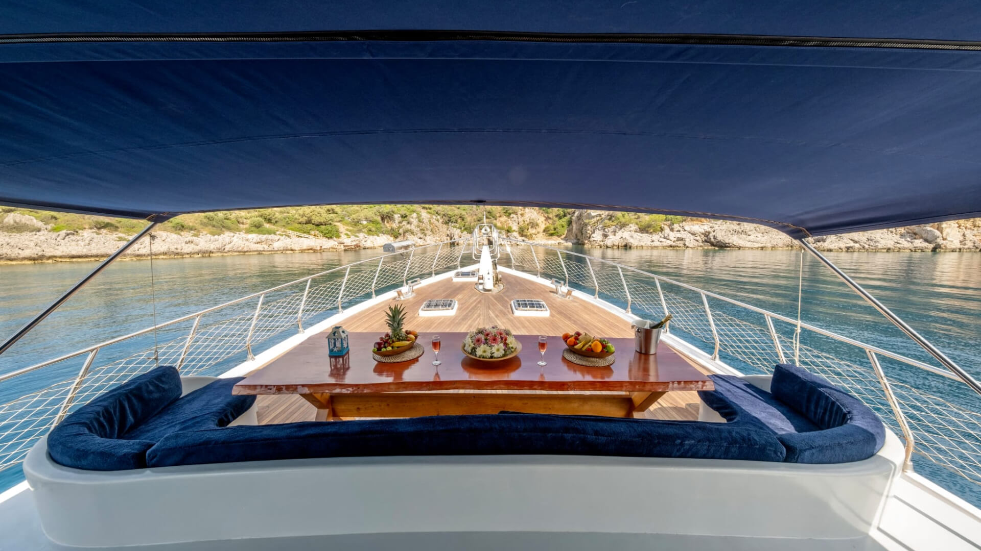 Konaklamalı Tekne Tatili Fethiye Lux Gulet 6 Kabin 24 Metre